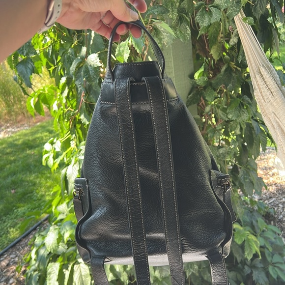 FOSSIL Soft Leather Backpack - Picture 2 of 3